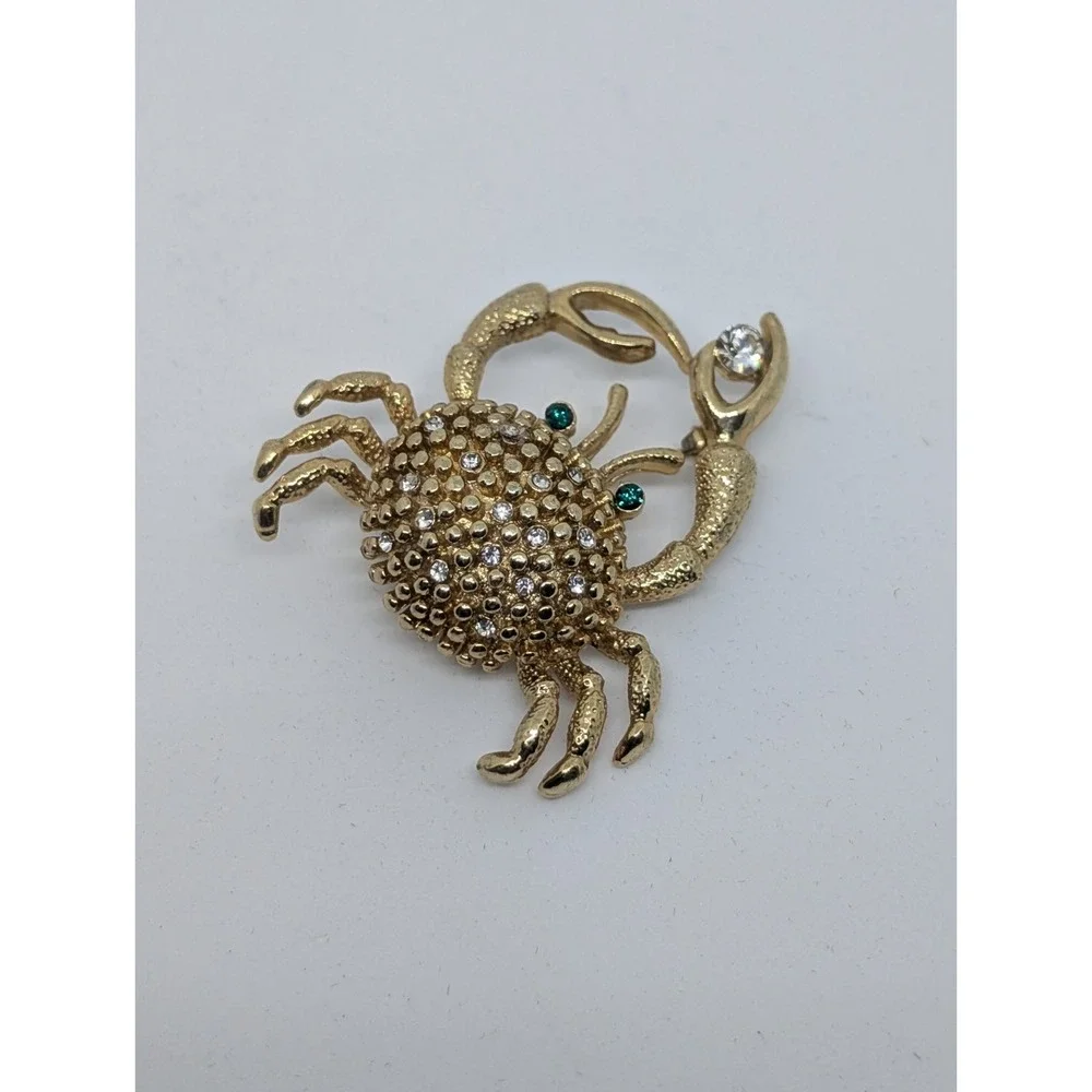 The Unbranded Brand vintage gold